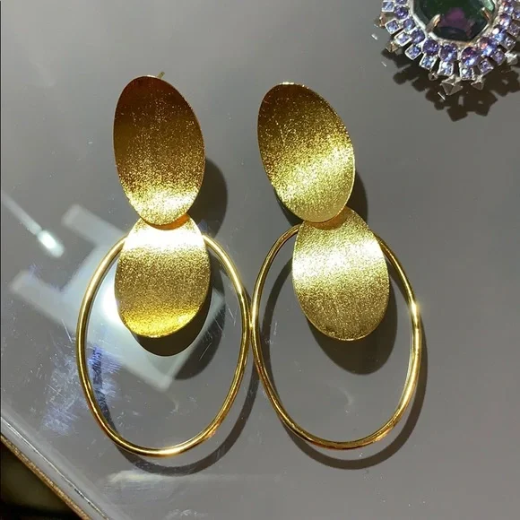 Rivka Friedman Concave DiscCascading DangleEarring - Picture 7 of 7